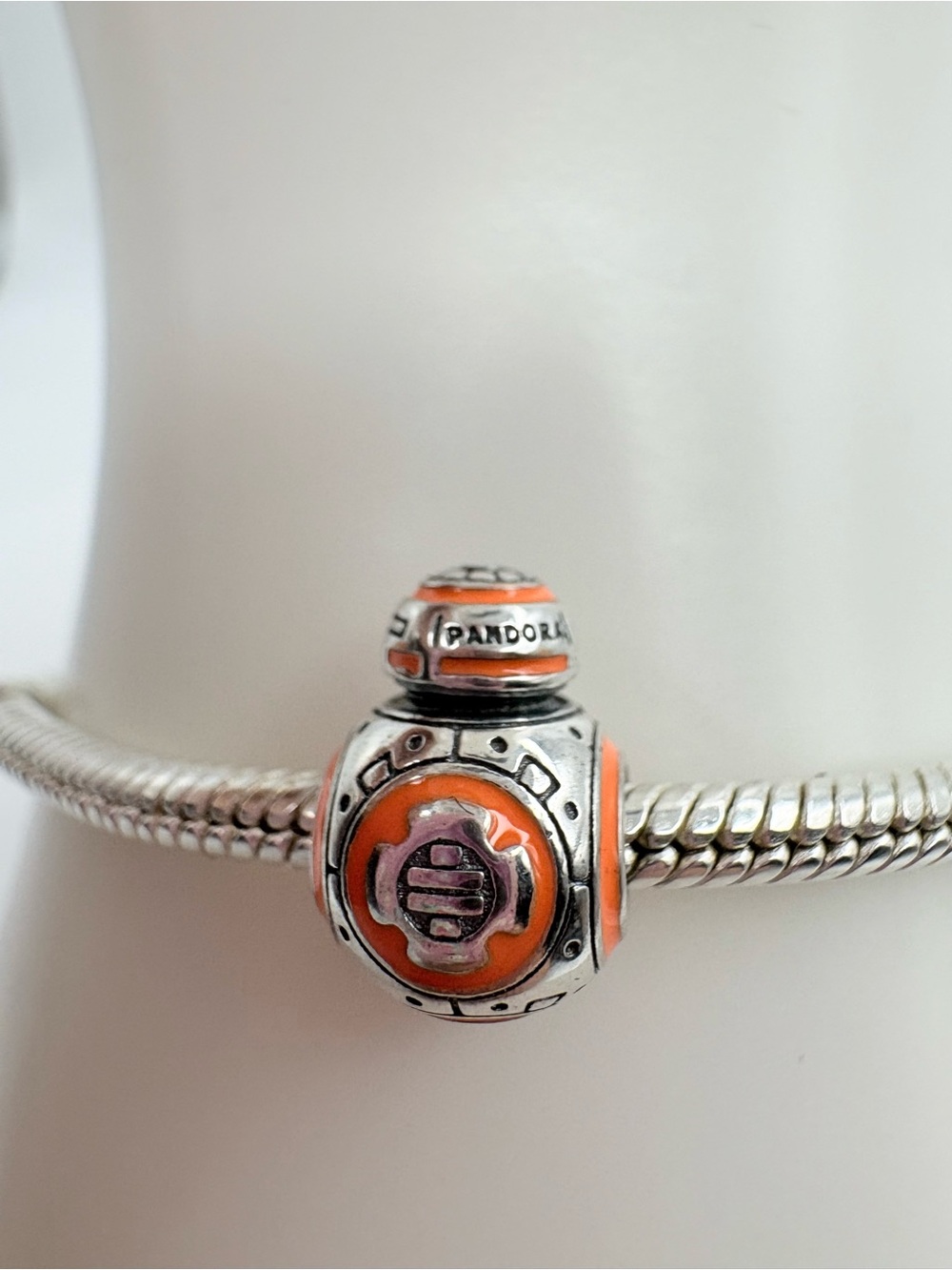 Pandora Star Wars BB-8 Charm Bead - Picture 7 of 8